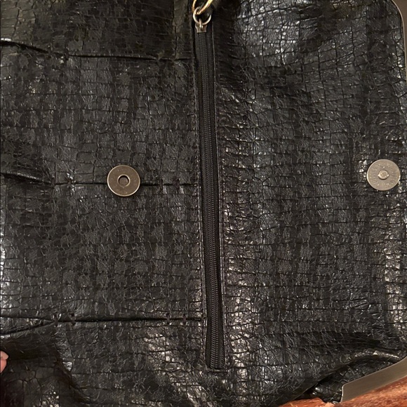 Jessica Simpson Textured Black Shoulder Bag - Picture 4 of 11